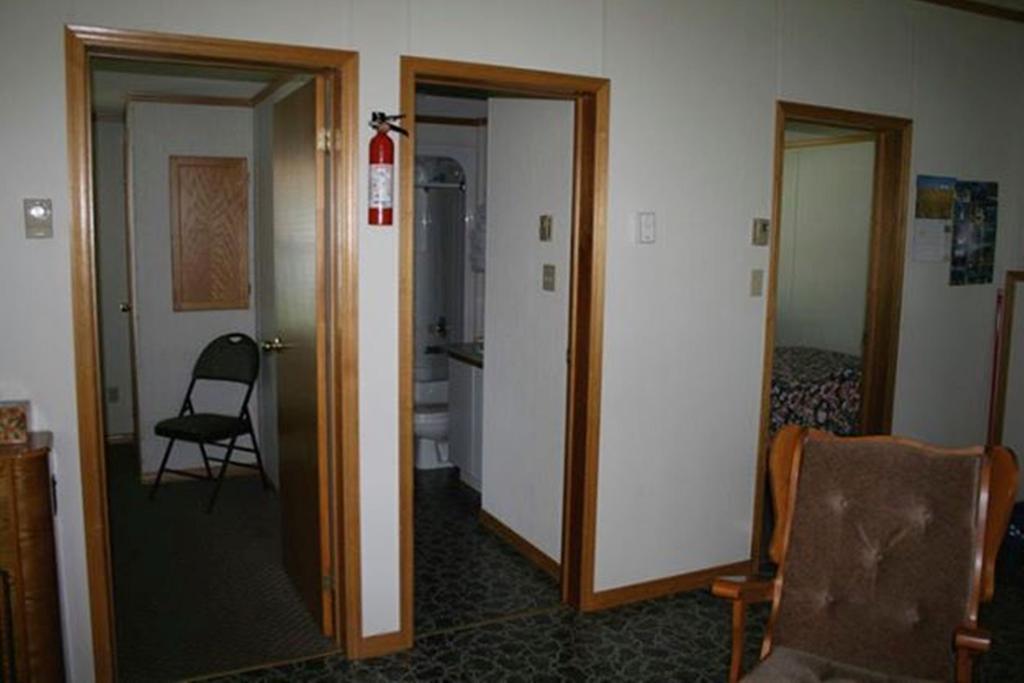 Lanes Riverhouse Inn & Cottages Montague Camera foto